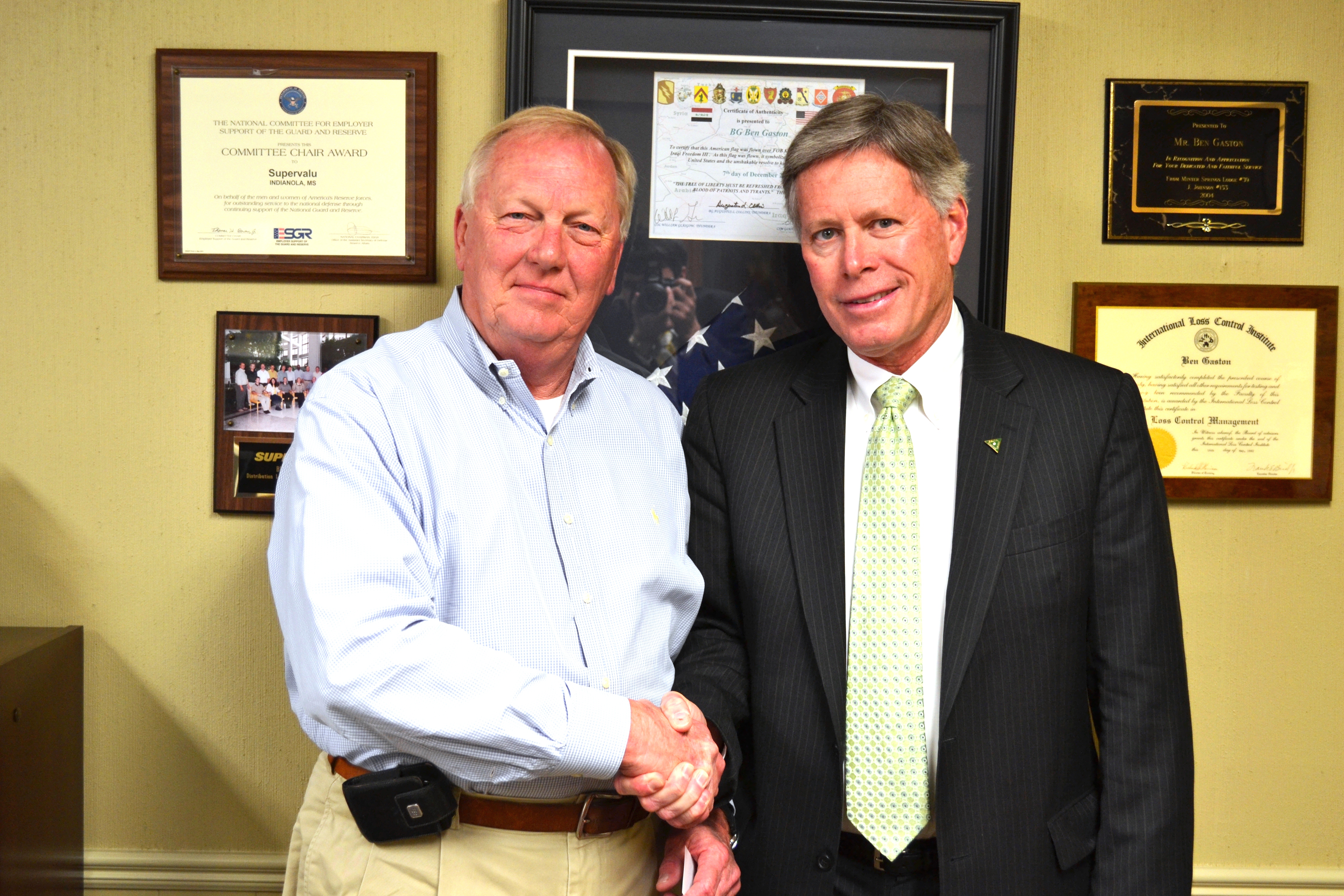 PHOTO:  President William N. LaForge met with Major General James Gaston, General Manager of SUPERVALU to discuss fundraising ideas for the benefit of Delta State University.