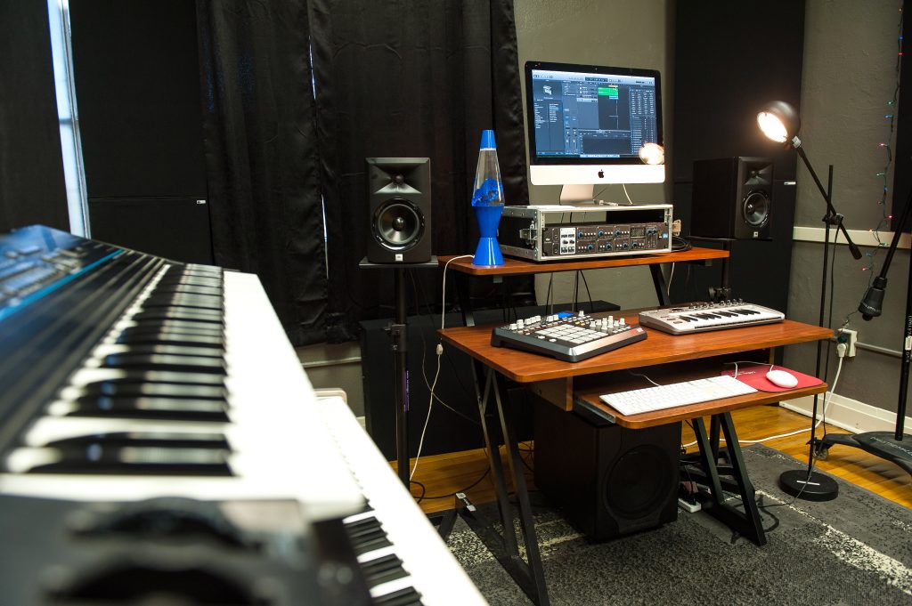 2016 Sandbox and Studio C-8