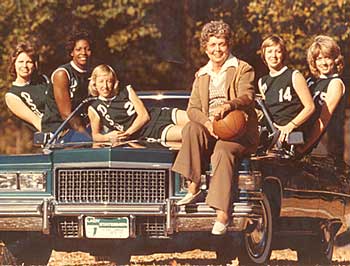 Margaret Wade and basketball team
