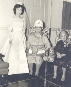 Bride with family, B&W.