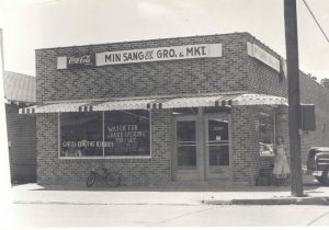 B&W, storefront.