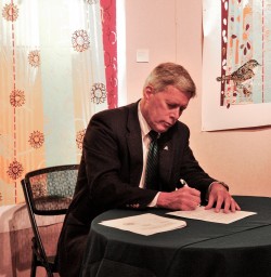 Laforge signs international agreement
